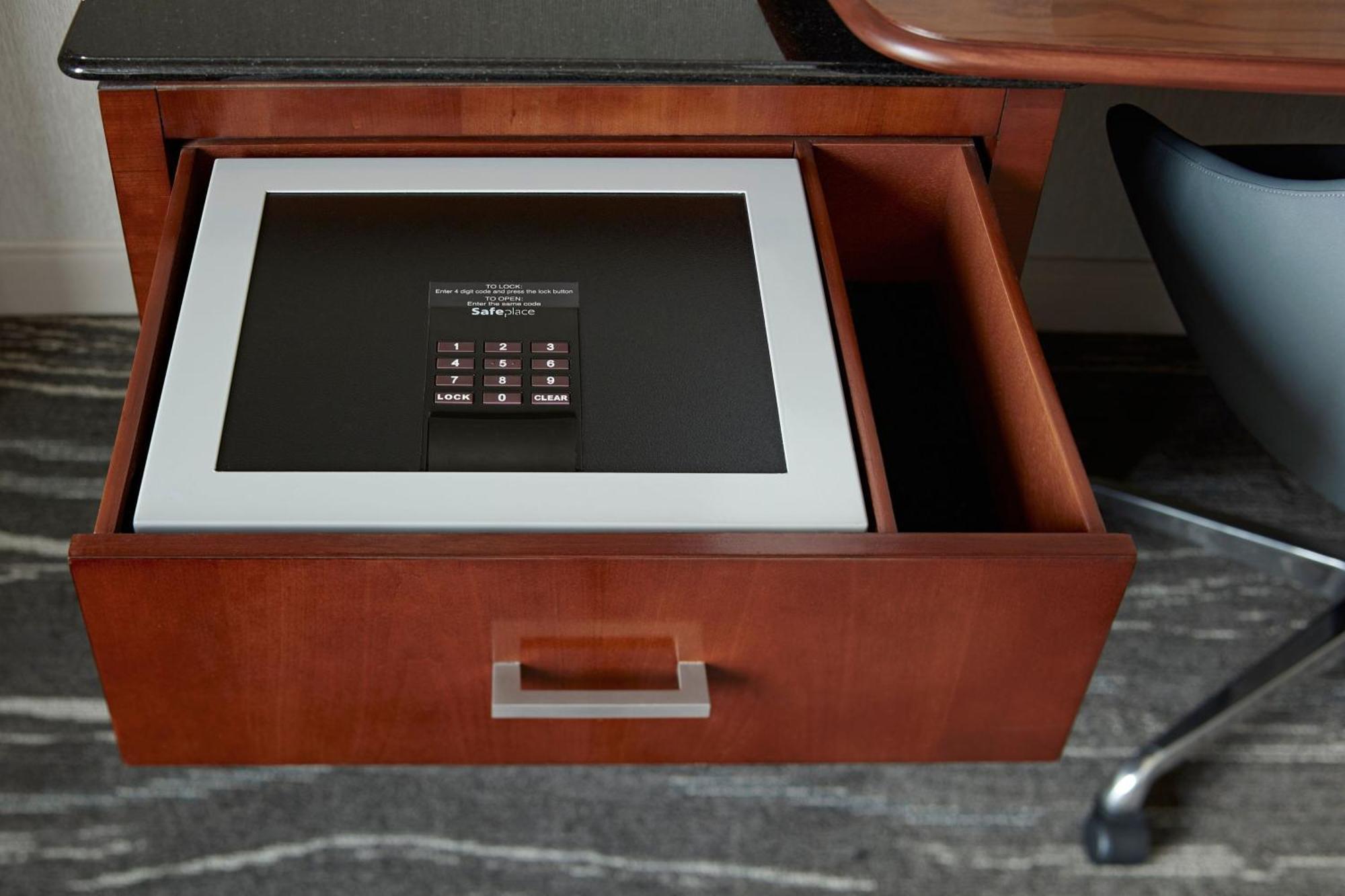 King Room Concierge Level