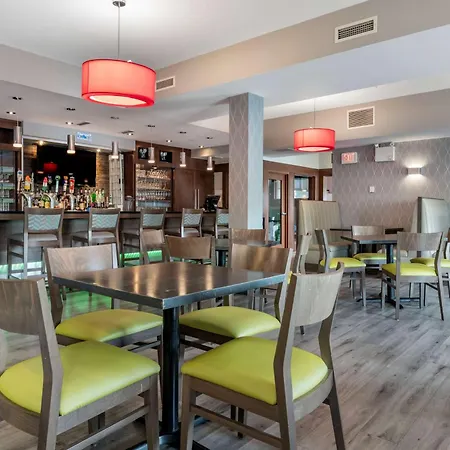 Best Western Plus Dartmouth Hotel&Suites-2